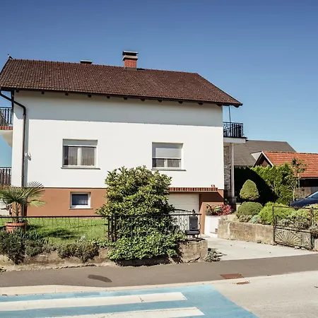 Vista Apartment